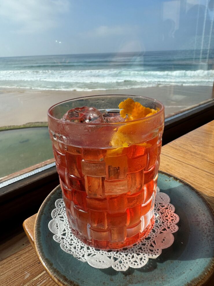 Negroni cocktail at Restaurante Azenhas do Mar